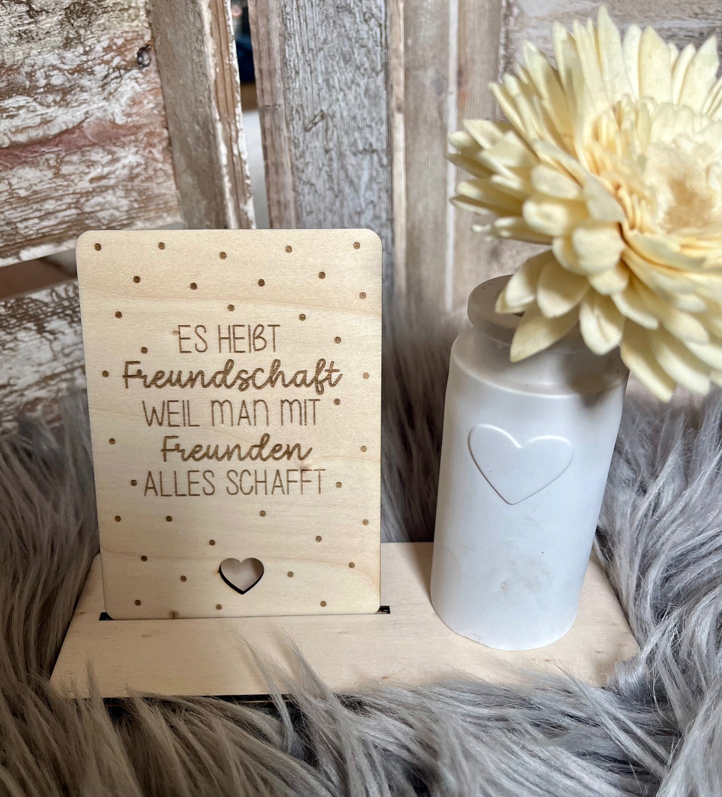 Freundschaftskarten aus Holz